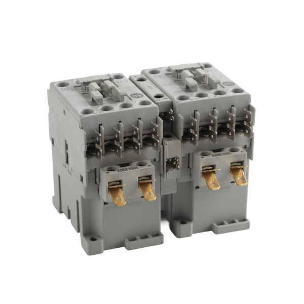 Rockwell Automation 110V AB Reversing Contactor D22