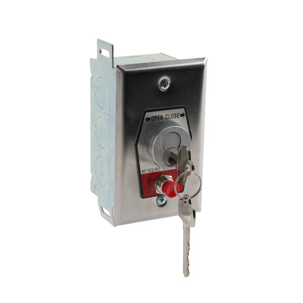 Flush Mount Keyswitch with Changeable Core Cylinder and Stop Button (NEMA 1 - 15 amp @ 125/250V AC) - MMTC HBFSX-CC